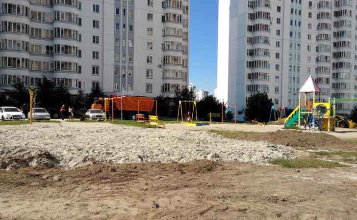 В Курске комиссия проверила состояние 50 дворов