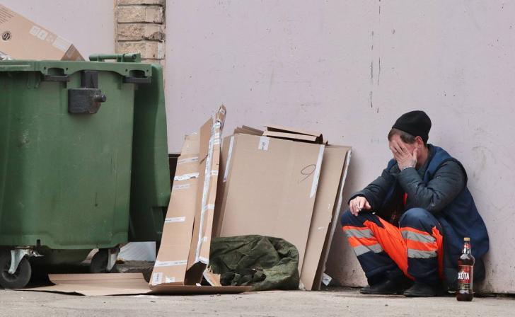 На стройке в Курске полицейские нашли гастарбайтеров без документов