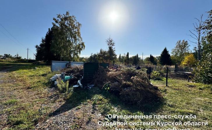 В Курской области свалки на кладбищах будут убирать администрации сельсоветов