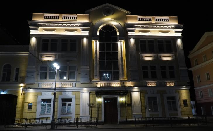 В Курске прокурор добился конфискации «iPhone 13» у осужденного за взятку мужчины