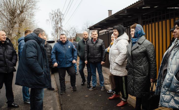 Хинштейн осмотрел ремонты улиц Курска Хинштейн осмотрел ремонты улиц Курска