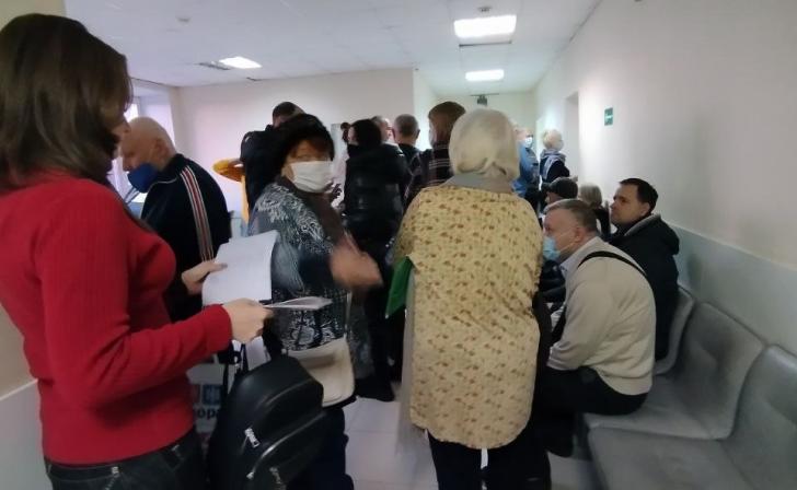 54 жителя Золотухинского района прошли обследование у специалистов из Курска