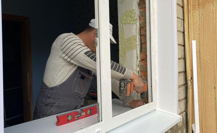 На этой неделе должны застеклить окна в филиале детской поликлиники №6 в Курске