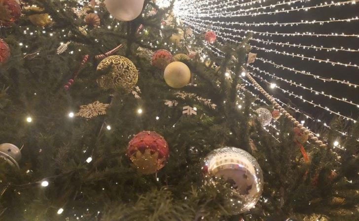 НОВОГОДНИЕ КОМЕДИИ К НАСТУПАЮЩЕМУ ПРАЗДНИКУ НОВОГОДНИЕ КОМЕДИИ К НАСТУПАЮЩЕМУ ПРАЗДНИКУ