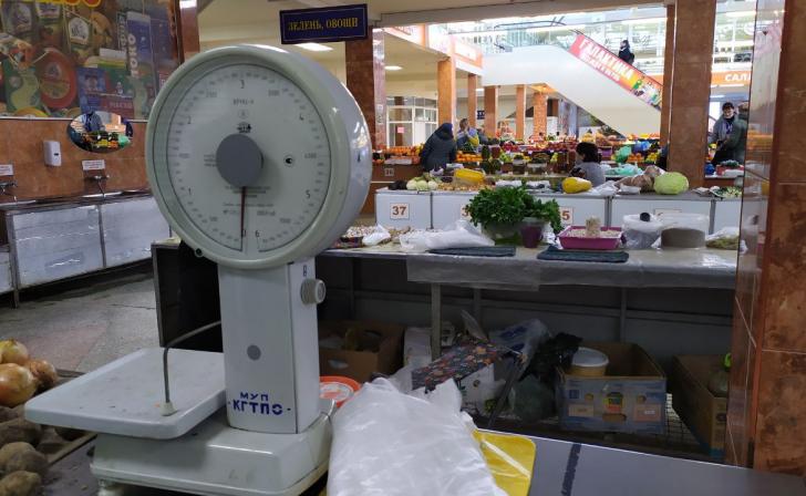 В Курске проверка выявила серьезные нарушения в работе Центрального рынка