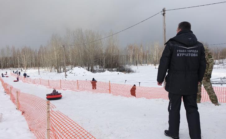 В Курчатове открыли свою тюбинговую трассу