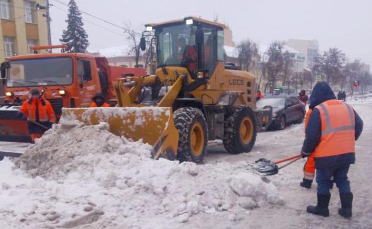 В мэрии Курска рассказали, как в городе убирают снег