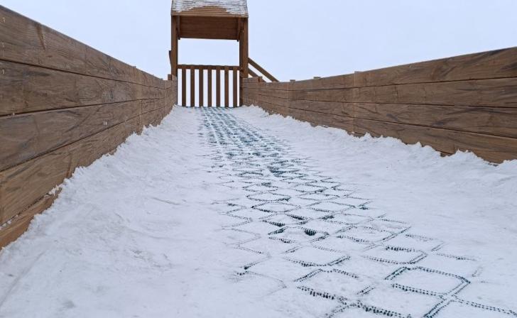 Куряне не могут скатиться с тюбинговой горки, о которой рассказывал Александр Хинштейн