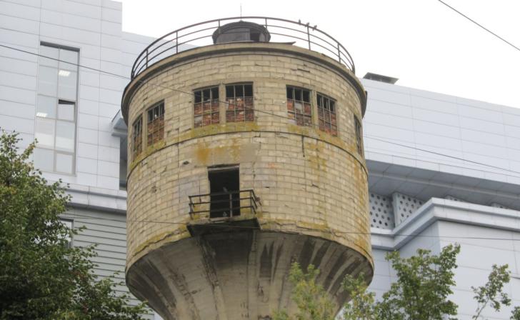 В Курске водонапорную башню на ул.Павлова отреставрируют в 2028 году