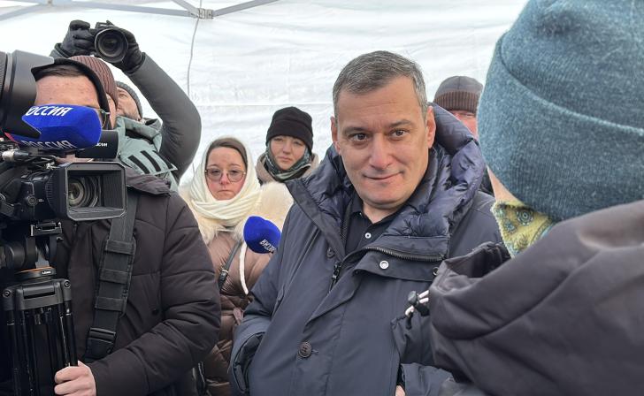 Губернатор Александр Хинштейн попал в ДТП