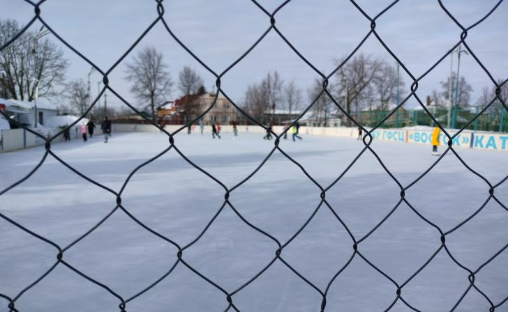 В Курске на катке в Парке пионеров стартовал Фестиваль районов