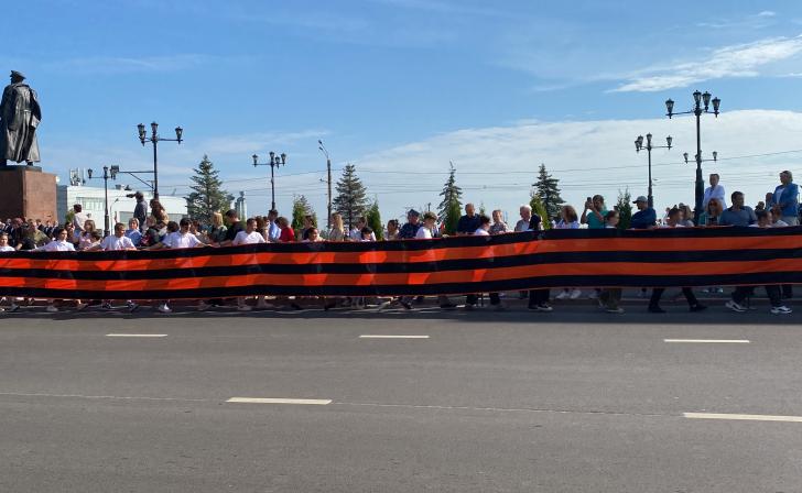 Куряне могут стать соорганизаторами Парада Победы в Москве