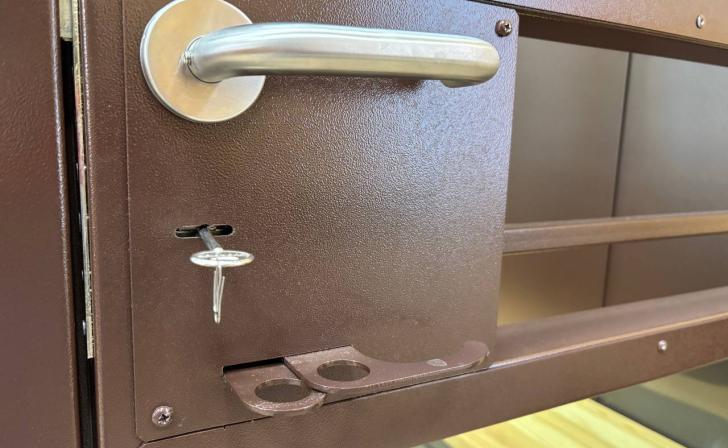 В Курске осудили мужчину, устроившего поножовщину около магазина