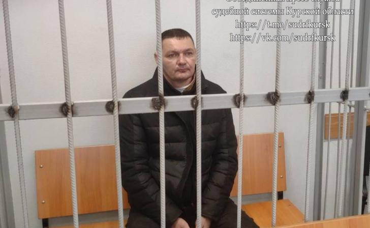 Житель Железногорска напал на сожительницу с молотком - его заключили под стражу