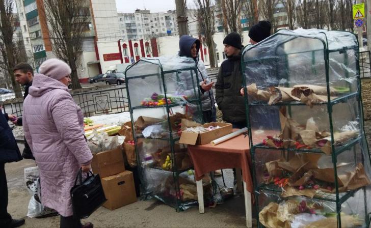 Курский губернатор призвал бить рублем уличных торговцев
