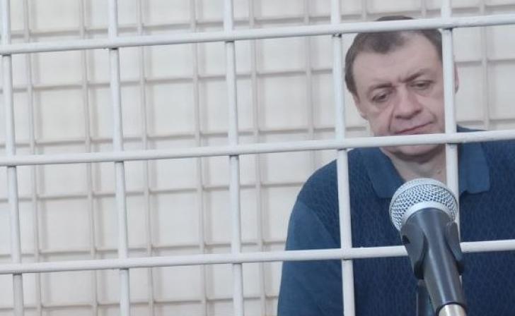 Экс-замгубернатора Алексей Дедов доставлен в Ленинский суд Курска