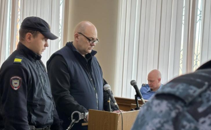 В Курске бывшего губернатора Смирнова будут судить по обвинению в получении взяток
