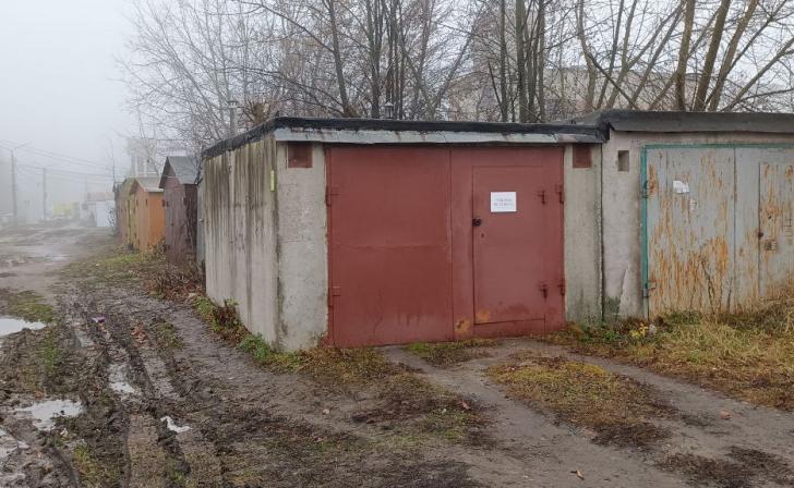Незаконные гаражи на улице Веспремской в Курске снесут
