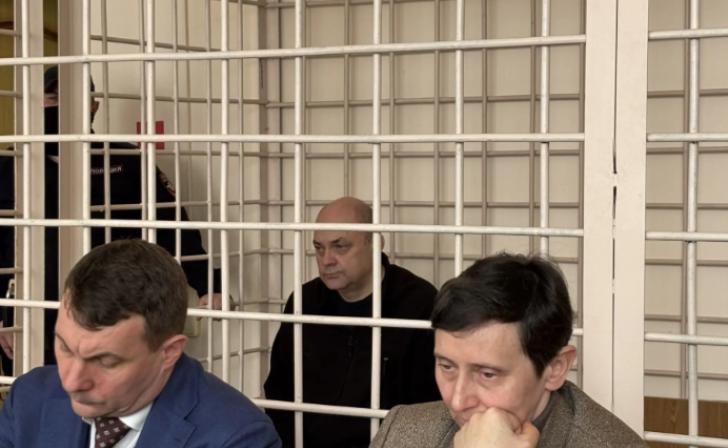 Экс-губернатор Смирнов рассказал, как передавал деньги Старовойту в пакетах с едой и алкоголем