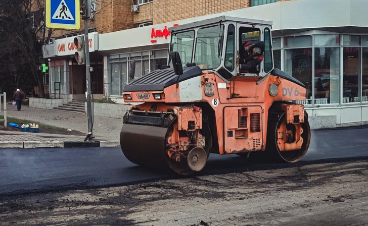 В Курске отремонтируют дороги на Пучковке, Кавказской и ещё на 17 участках