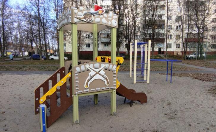 В Курской области стартовал отбор мест установки детских площадок