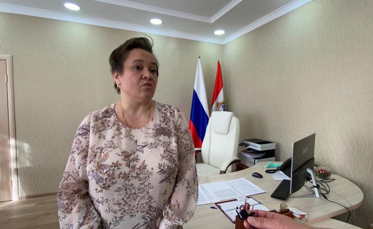 Министр соцобеспечения провела прием для курских переселенцев