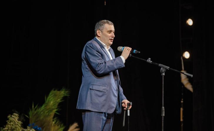 Хинштейн побывал на открытии театрального фестиваля в Курске