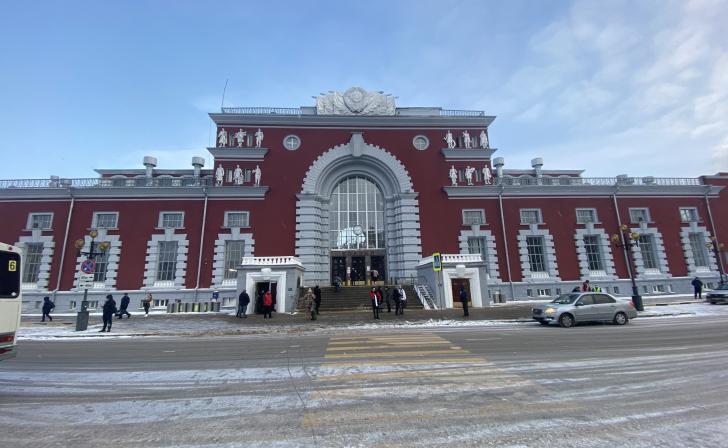 В мае и июне изменится расписание пригородных поездов Курск - Касторная