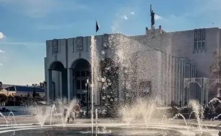 Мэр Курска рассказал о заработавших фонтанах и продолжении уборки города в праздники