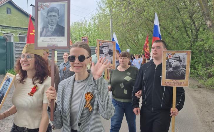 «Бессмертный полк» снова прошёл на Аллейной улице Курска