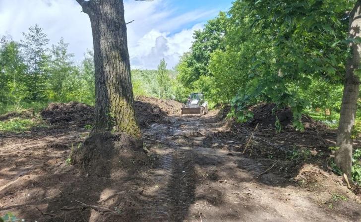 Глава Минприроды Курской области возмущён бардаком на стройплощадке парка 
