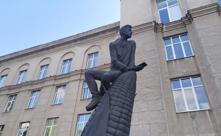 В Курском аграрном университете прошли пожарные учения В Курском аграрном университете прошли пожарные учения