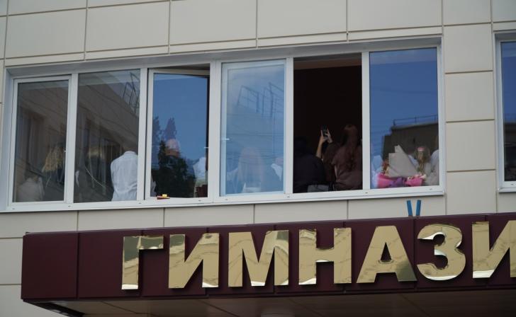 44 выпускника курских школ сдали ЕГЭ на 100 баллов, пять - на 200, один - на 300