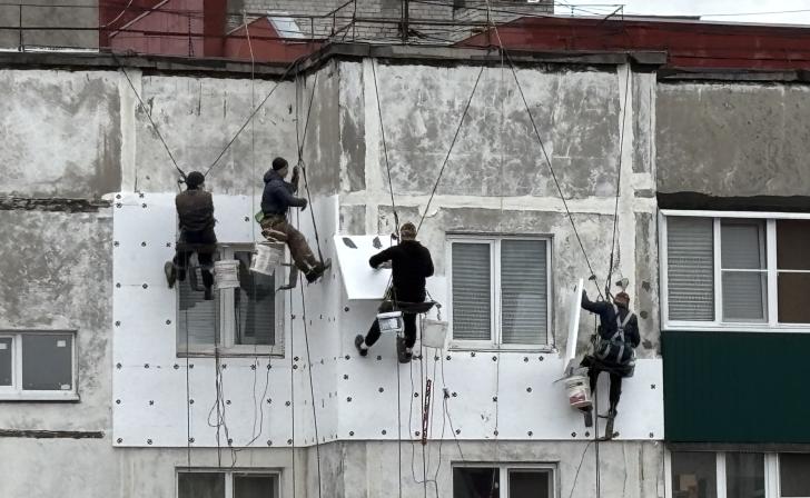 В Курской области в этом году капремонт проведут в 240 многоквартирных домах