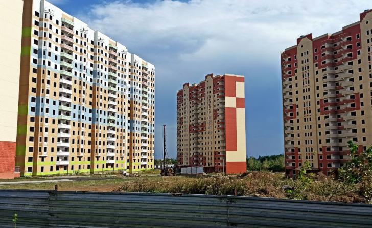 В Курске проверили пожарную безопасность высоток на проспекте Дериглазова В Курске проверили пожарную безопасность высоток на проспекте Дериглазова