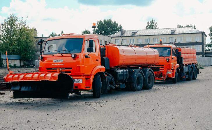 Курская область получила от Москвы еще 33 единицы коммунальной техники Курская область получила от Москвы еще 33 единицы коммунальной техники