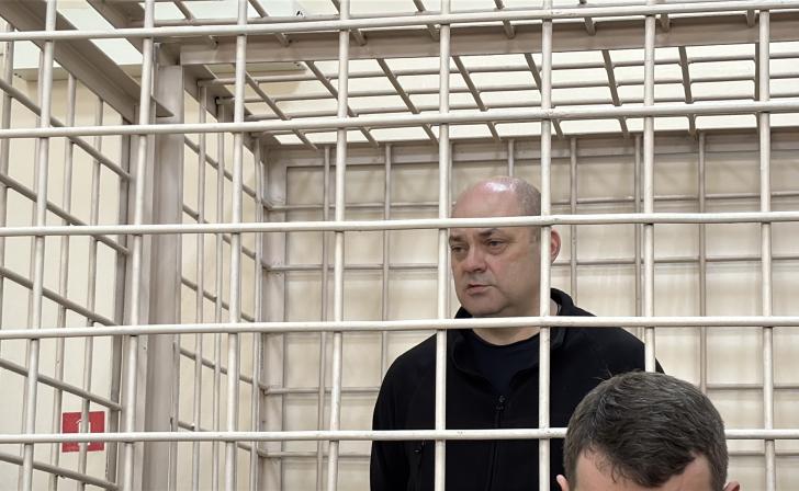 Экс‑губернатор Курской области получил в колонии выговор за мат