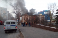 В Курске на ул. Карла Либкнехта горел дом