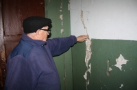 Курск. Жильцы аварийного барака четыре года ждут расселения