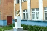 В Курске родители планируют выйти на пикет, чтобы отстоять школу