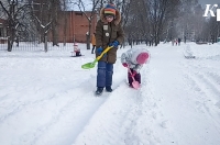Курск. 10-летний школьник все каникулы чистит снег на северо-западе