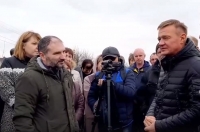 Роман Старовойт обсудил строительство новой дороги с жителями проспекта Дружбы