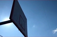 Курск. Баскетболисты с Северо-Запада не смогли сыграть на площадке возле школы №27, которую им предложили чиновники