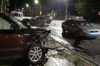 Курск. На улице Кавказской произошло ДТП с тремя пострадавшими