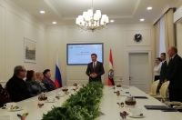 Роман Старовойт курским «Детям войны»: «Сам понимаю, что сумма небольшая, но это то, что может позволить себе регион»