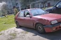 Курский санитар назвал трусами тех, кто разбил стекло и спустил колеса его авто