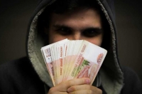 Курский мошенник обманул на миллионы рублей жителей различных регионов