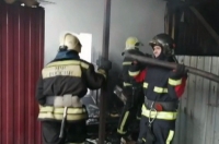 В Курской области огнеборцы спасли от пожара жилой дом и автомобиль