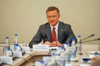 После подтверждения теста на коронавирус у замгубернатора Курской области Роман Старовойт сдал анализ и ушёл на удаленку