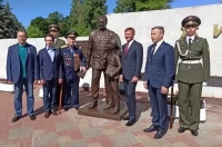 В Курске сегодня открыли памятник ветерану Великой Отчественной войны